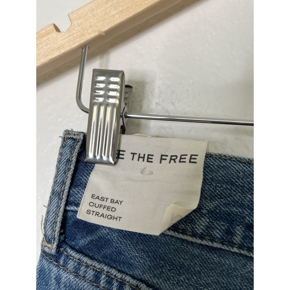 NWOT We The Free East Bay Cuffed Straight Jeans Size 32 Baggy Relaxed - Picture 3 of 5
